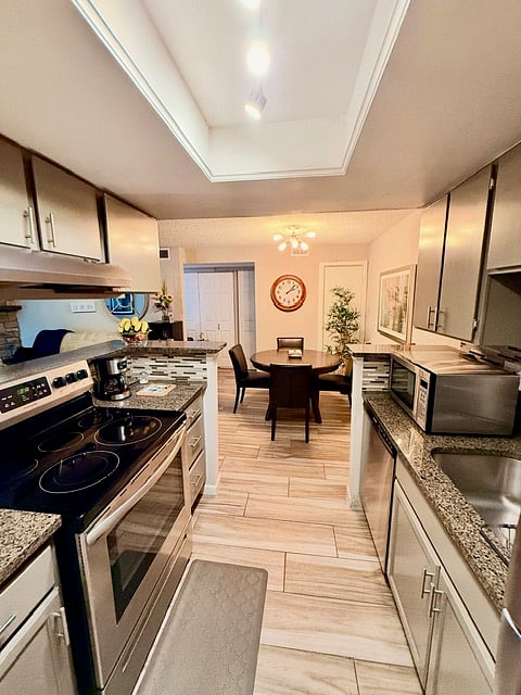 Furnished Finder property 1043834_1 photo 5