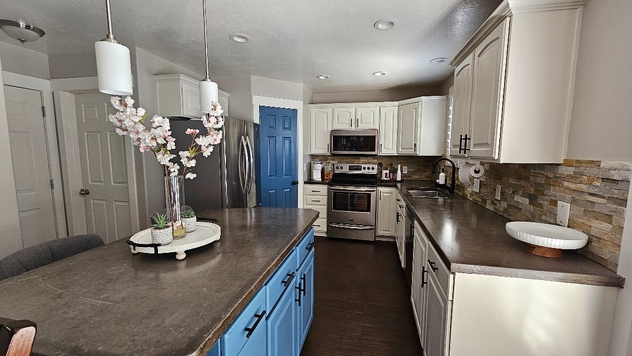 Furnished Finder property 1043856_1 photo 6