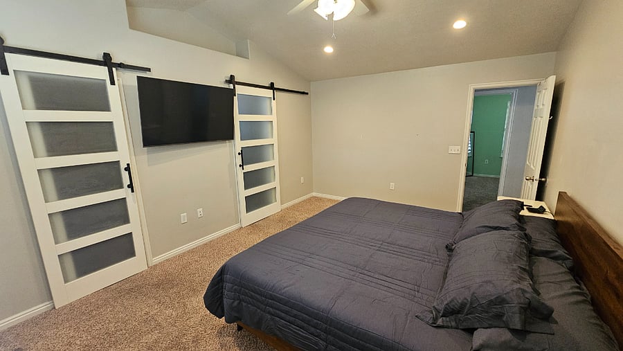 Furnished Finder property 1043856_1 photo 11