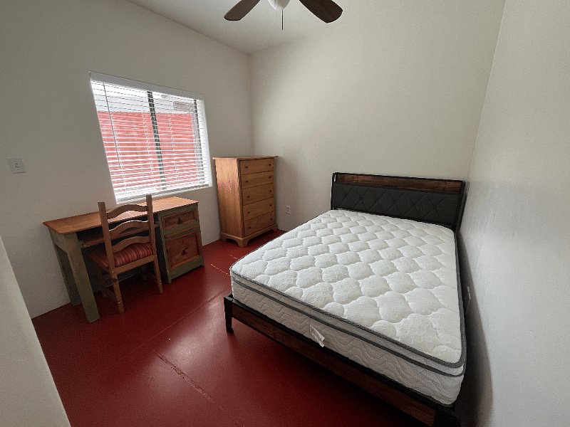 Furnished Finder property 1043857_1 photo 8