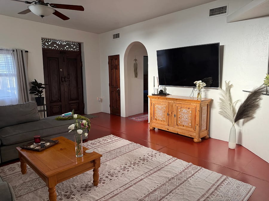 Furnished Finder property 1043857_1 photo 4