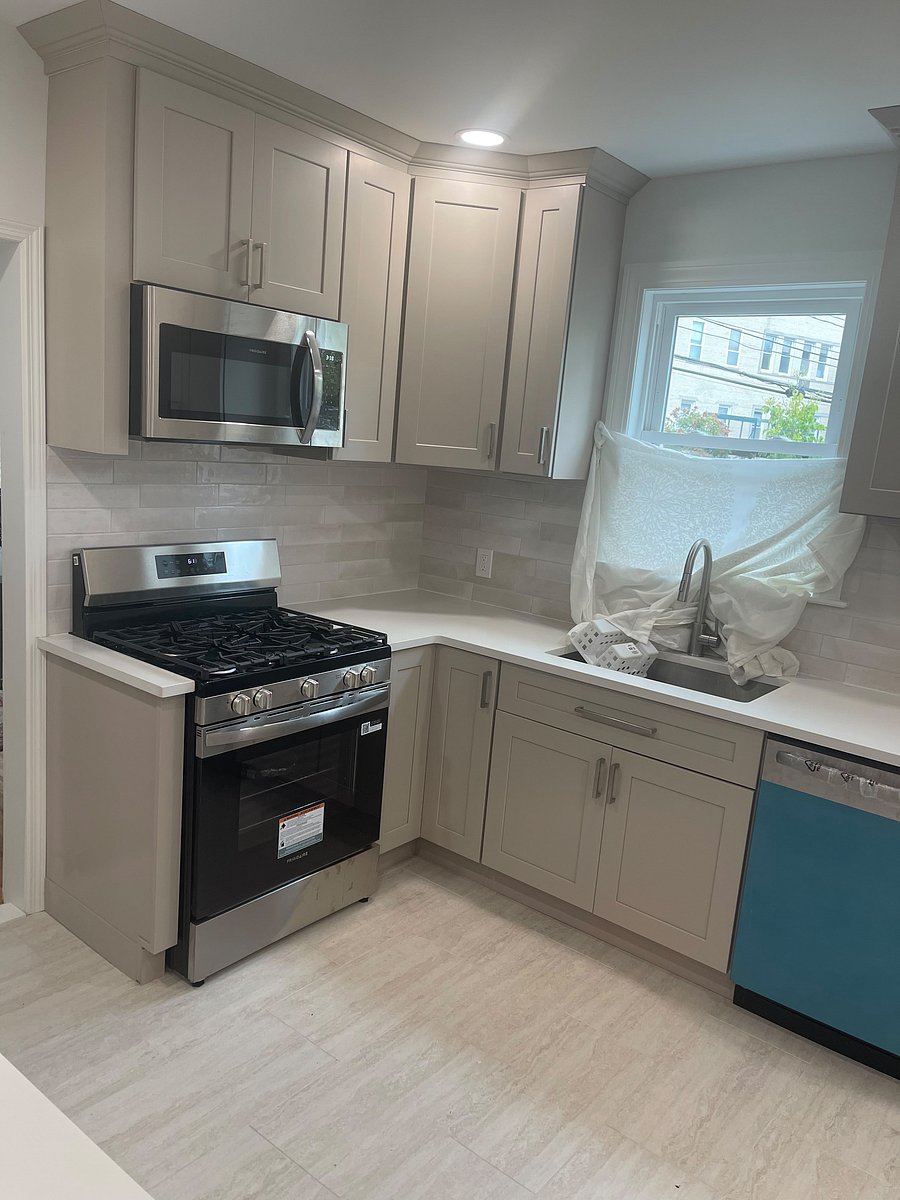 Furnished Finder property 1043859_1 photo 8