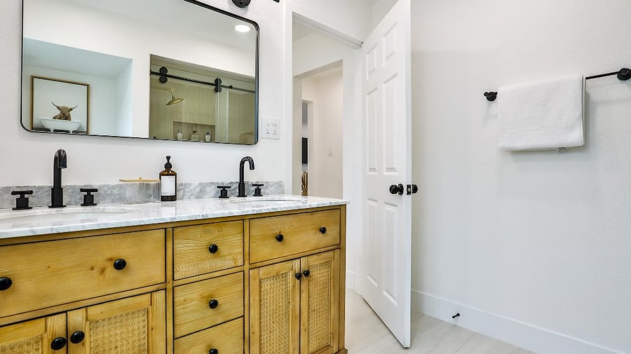 Furnished Finder property 1043860_1 photo 10
