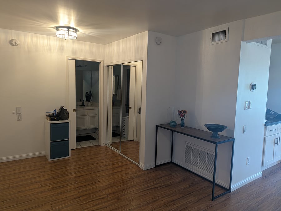 Furnished Finder property 1043861_1 photo 12