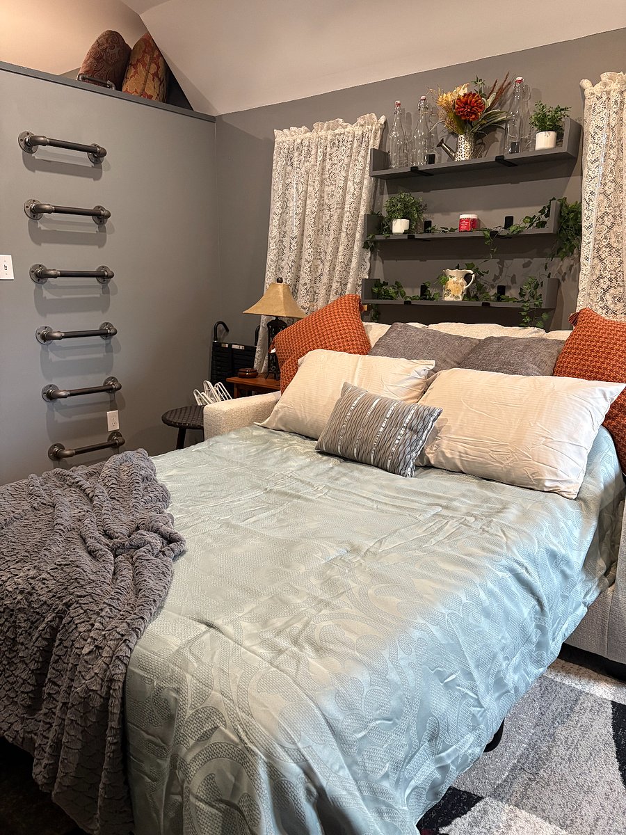 Furnished Finder property 1043863_1 photo 3
