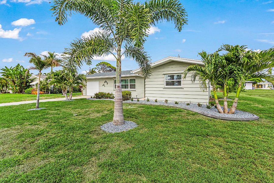 Furnished Finder property 1043871_1 photo 12