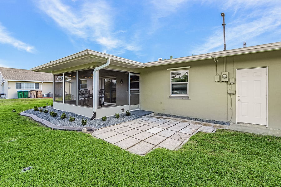 Furnished Finder property 1043871_1 photo 17
