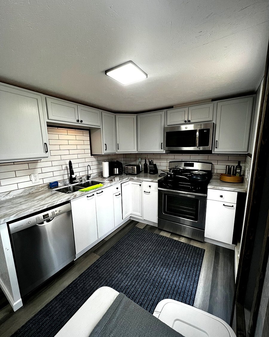 Furnished Finder property 1043875_1 photo 5
