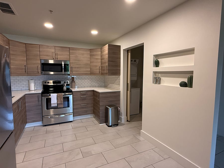 Furnished Finder property 1043878_1 photo 5