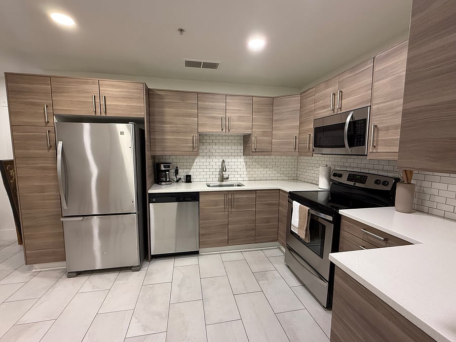 Furnished Finder property 1043878_1 photo 4