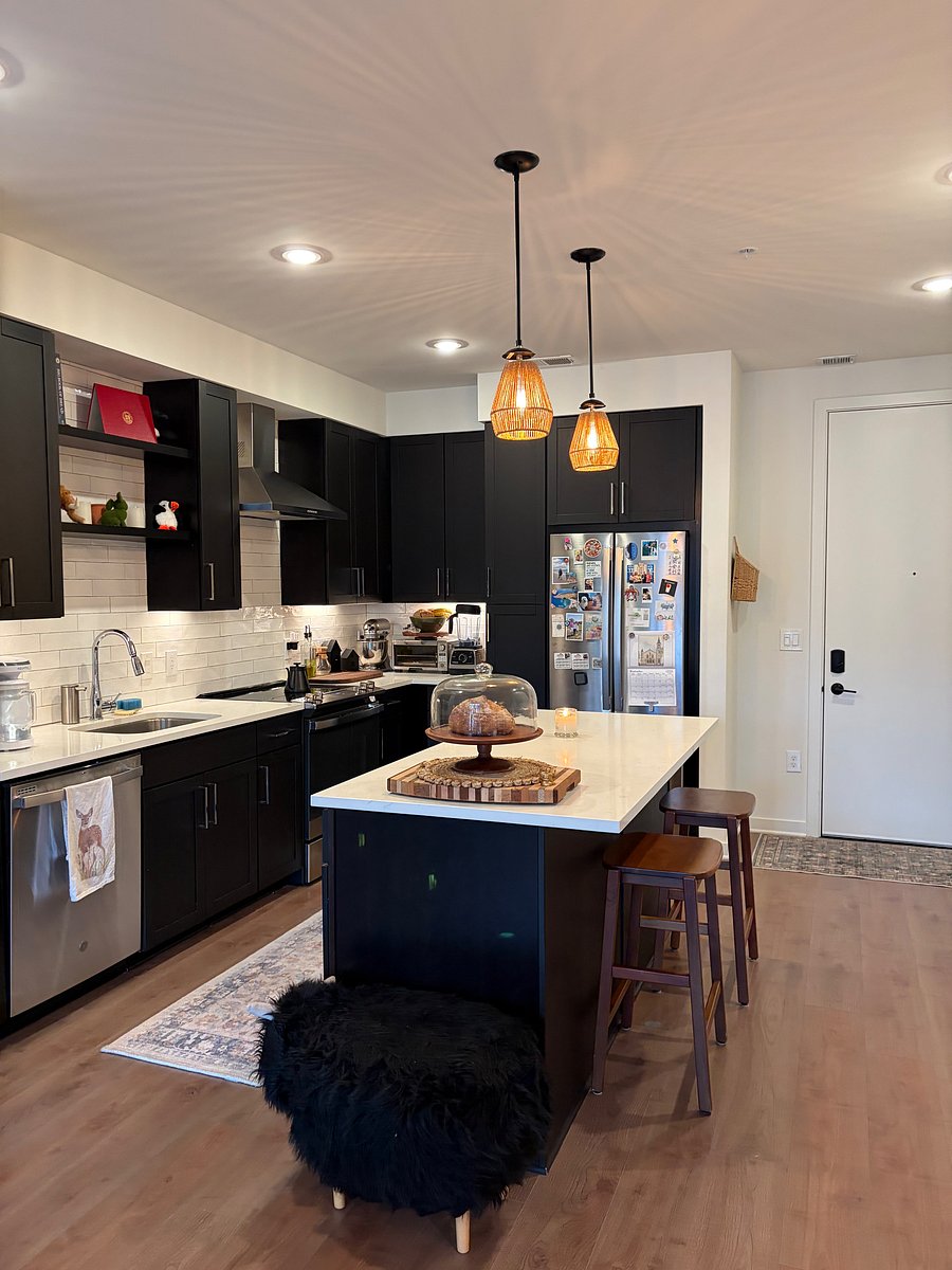 Furnished Finder property 1043881_1 photo 3