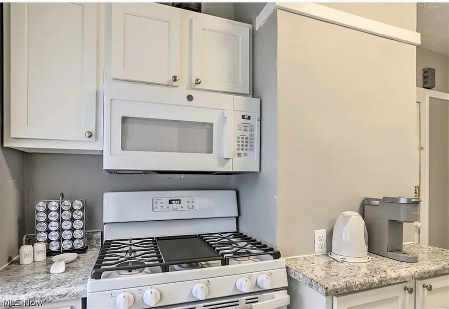 Furnished Finder property 1043886_2 photo 6