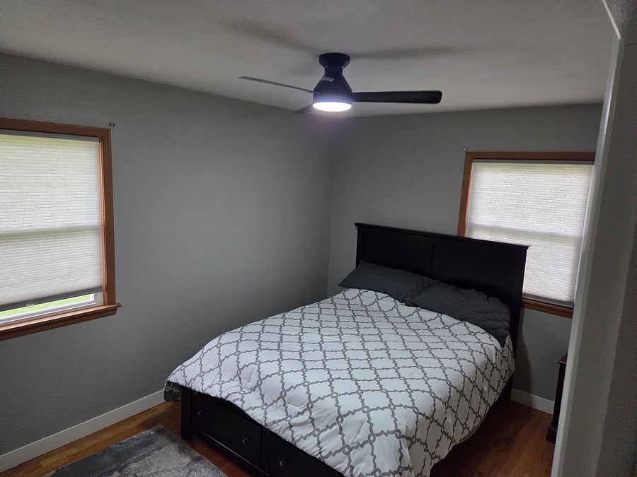 Queen bed
