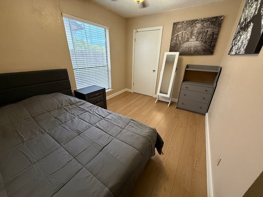 Furnished Finder property 1043902_1 photo 5
