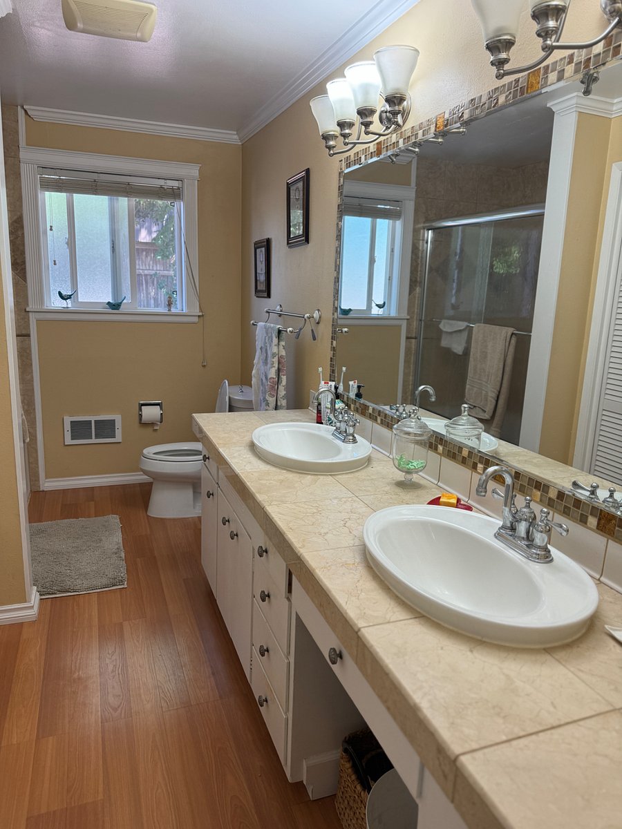 Upstairs Bathroom