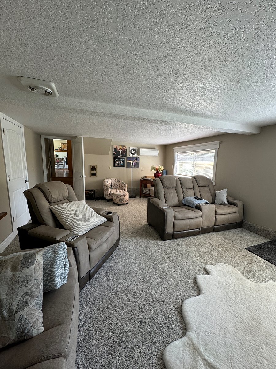 Entertainment room