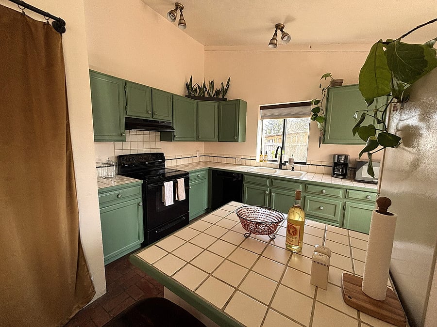 Furnished Finder property 1043913_1 photo 24