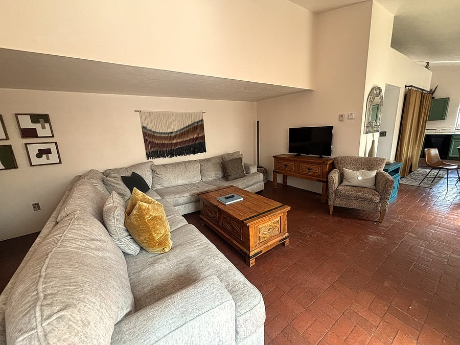 Furnished Finder property 1043913_1 photo 26