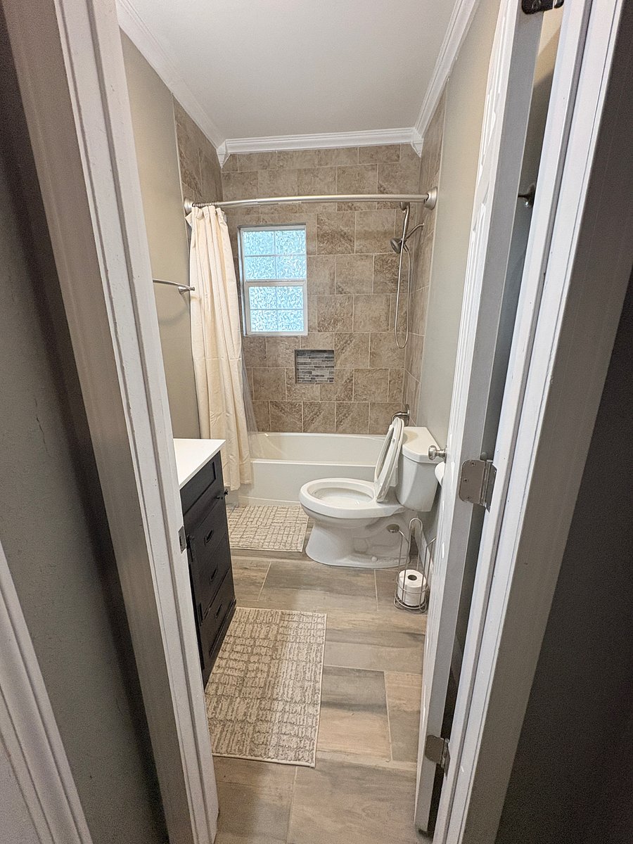 Furnished Finder property 1043924_1 photo 7