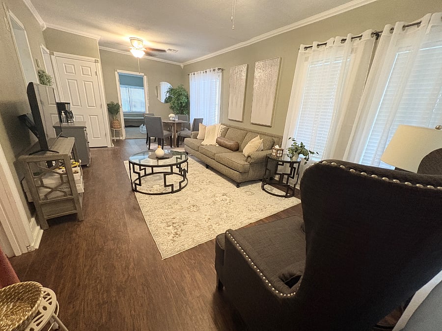 Furnished Finder property 1043924_1 photo 3