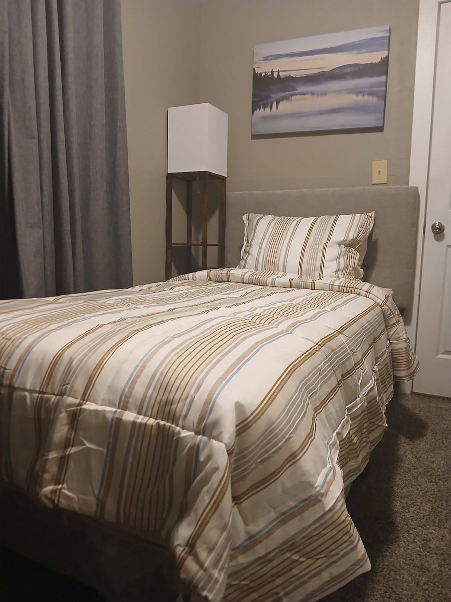 Furnished Finder property 1043924_1 photo 16