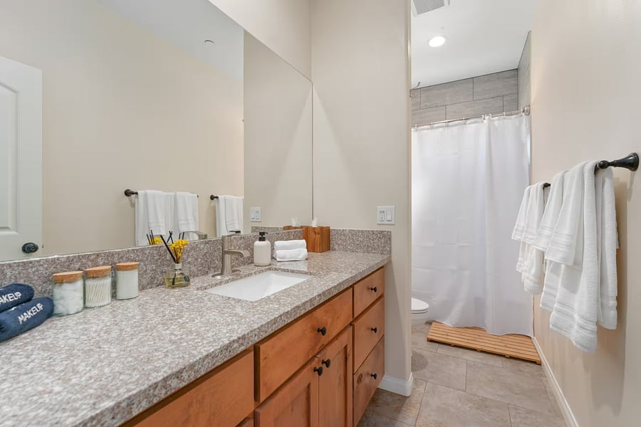 Furnished Finder property 1043933_1 photo 25
