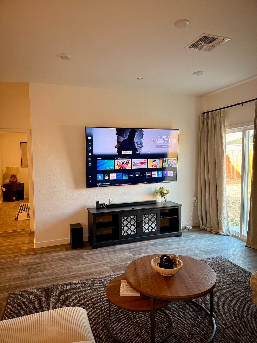 Furnished Finder property 1043941_1 photo 3