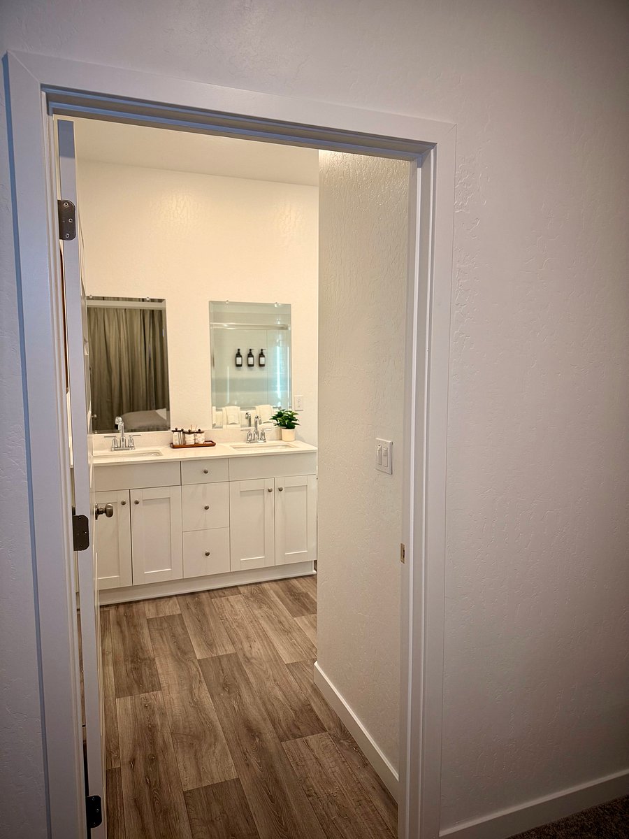 Furnished Finder property 1043941_1 photo 16