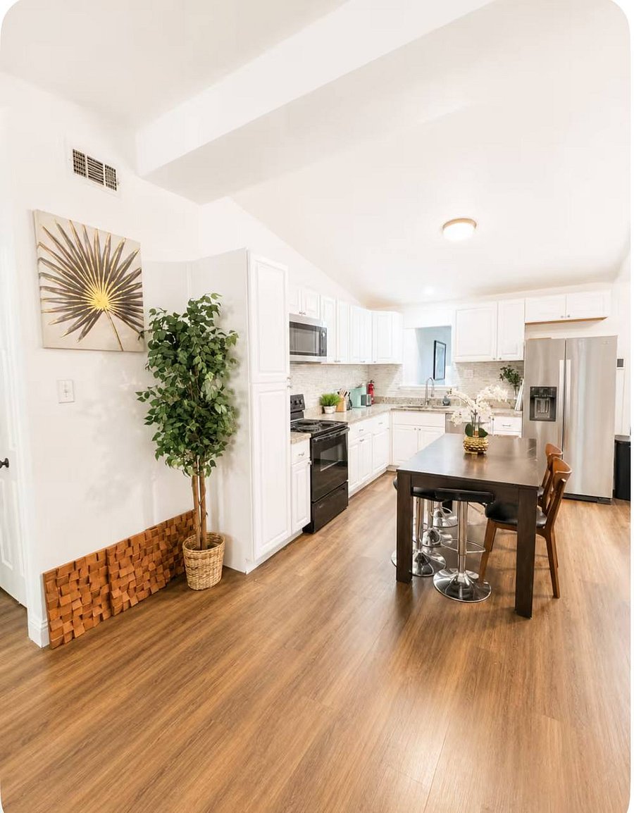 Furnished Finder property 1043948_1 photo 14