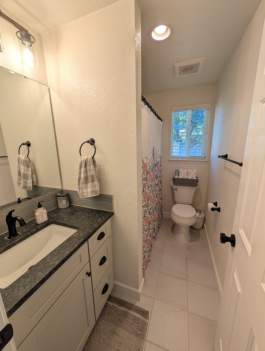 Furnished Finder property 1043950_1 photo 3