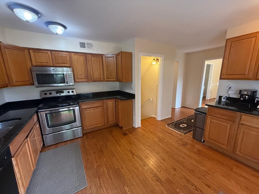 Furnished Finder property 1044001_1 photo 10