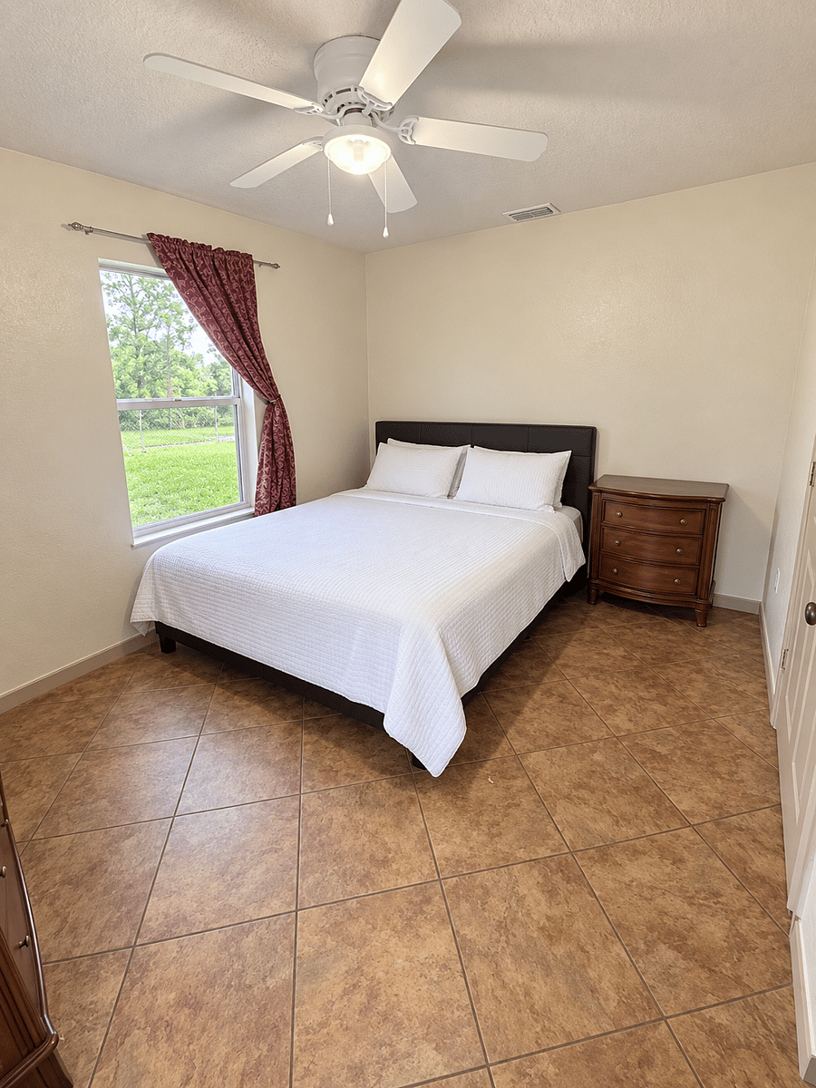 Furnished Finder property 1044034_1 photo 3