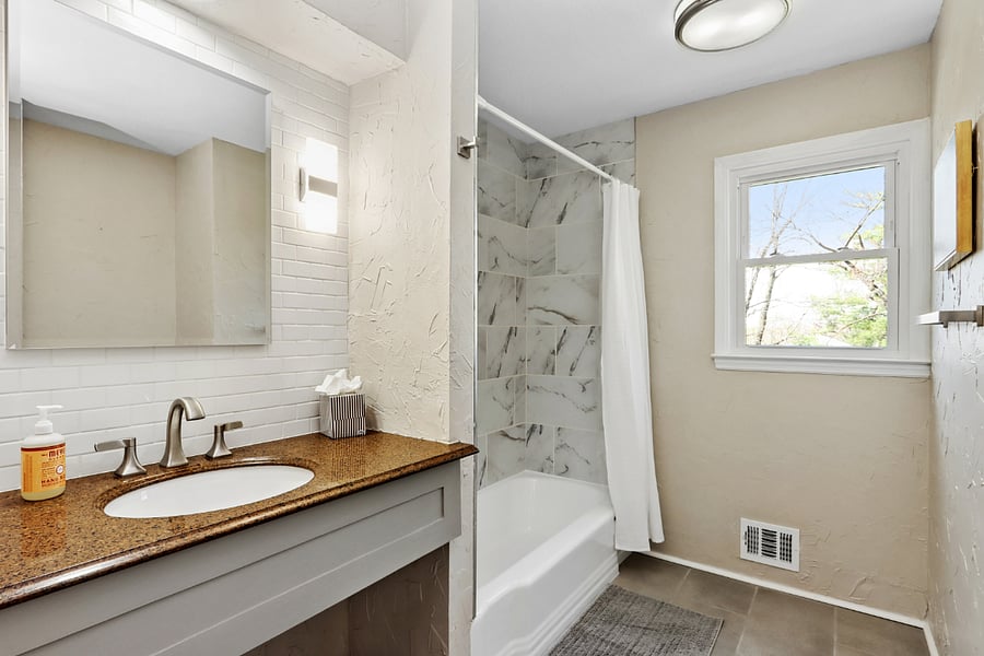 Furnished Finder property 1044037_1 photo 14