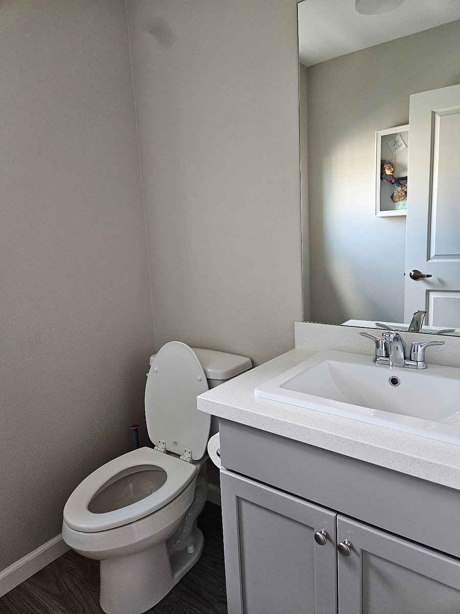 Powder room