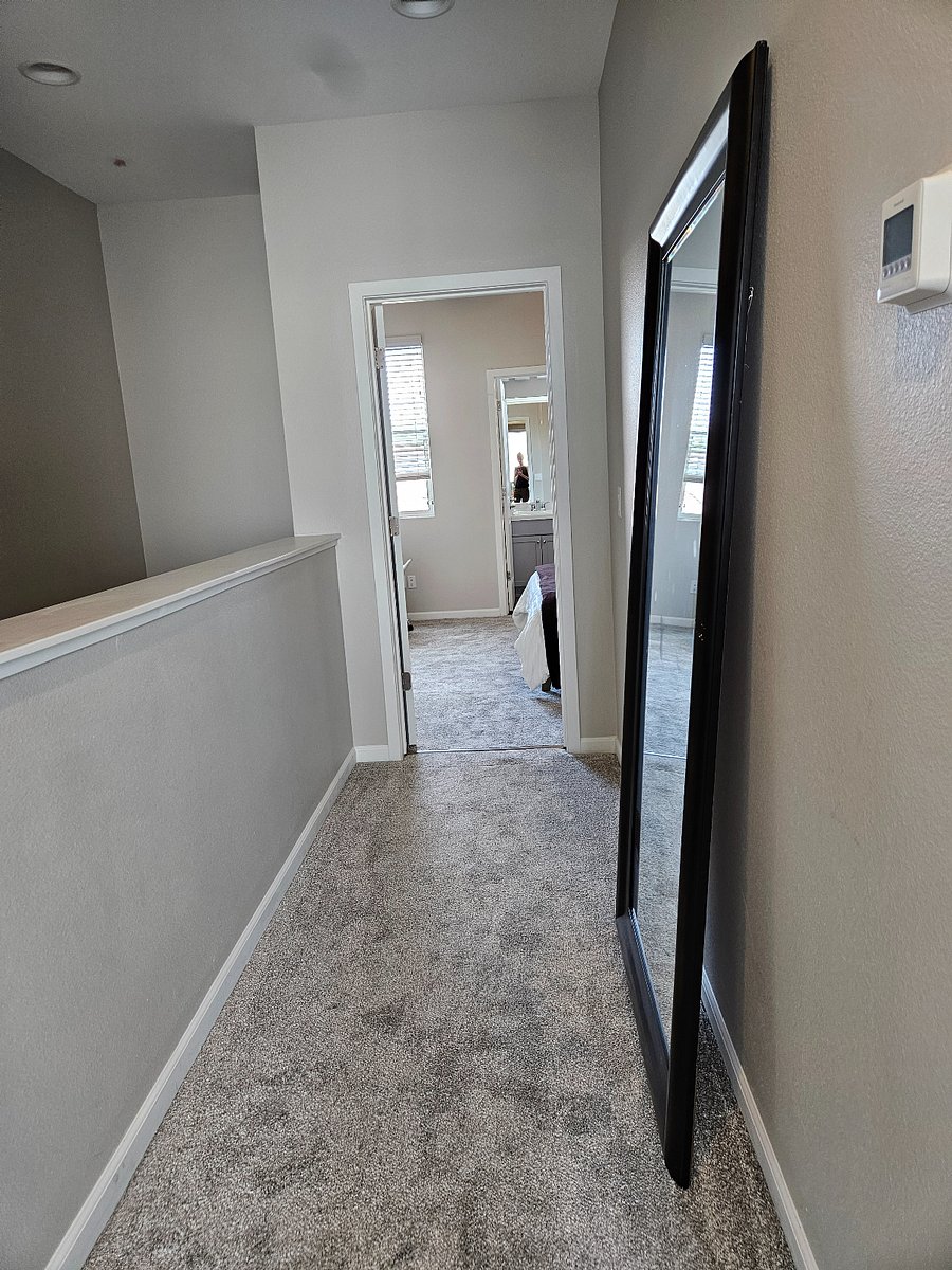 Hall between bedrooms