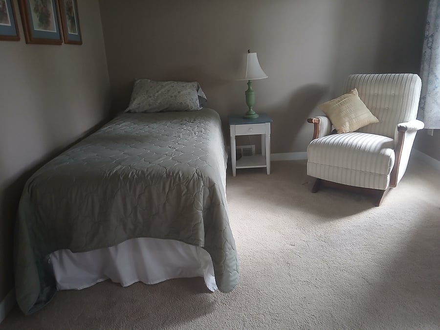 Third bedroom with single bed.