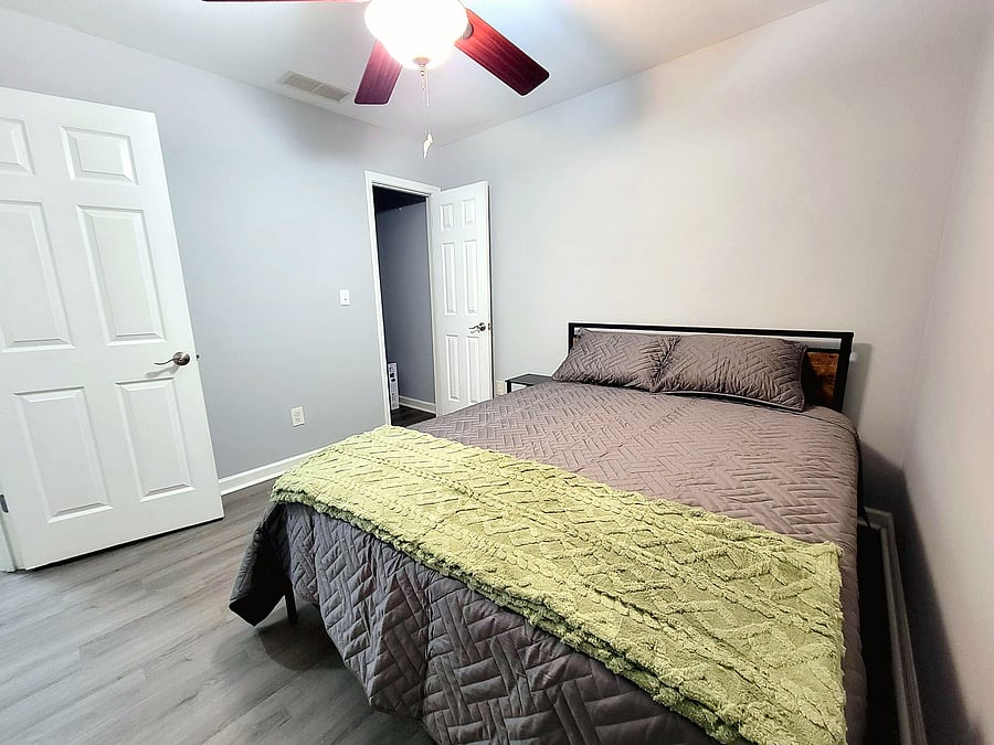 Furnished Finder property 1044081_1 photo 3