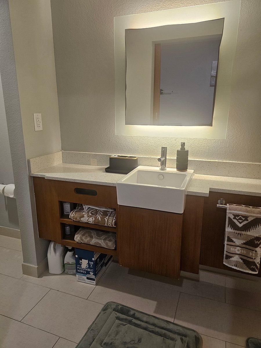 Furnished Finder property 1044104_1 photo 12