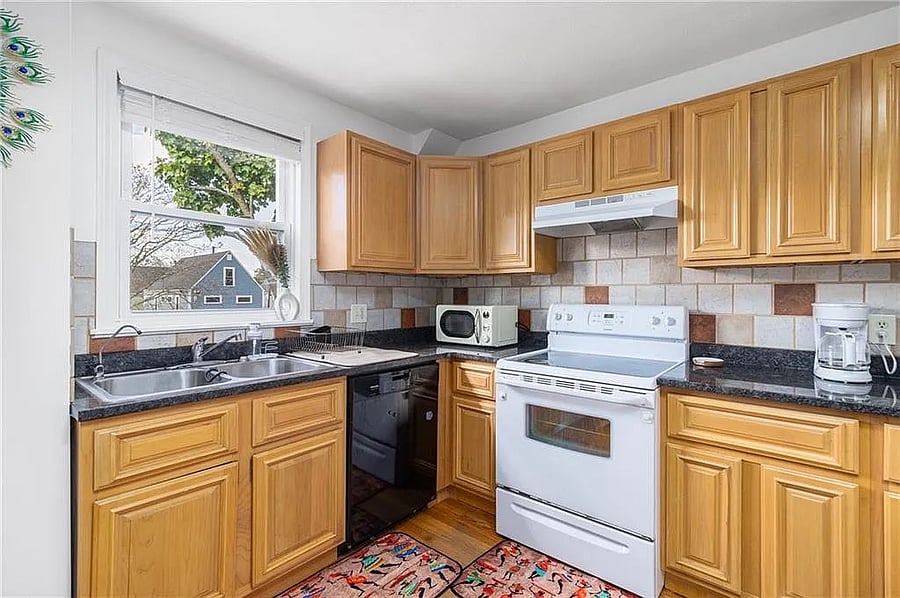 Furnished Finder property 1044113_1 photo 3