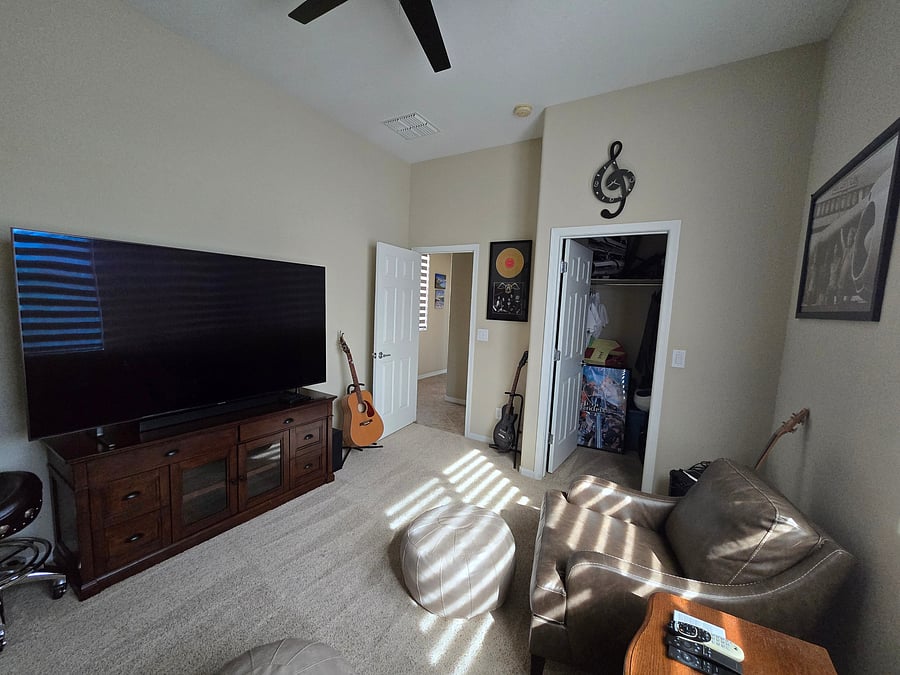 Furnished Finder property 1044116_1 photo 5