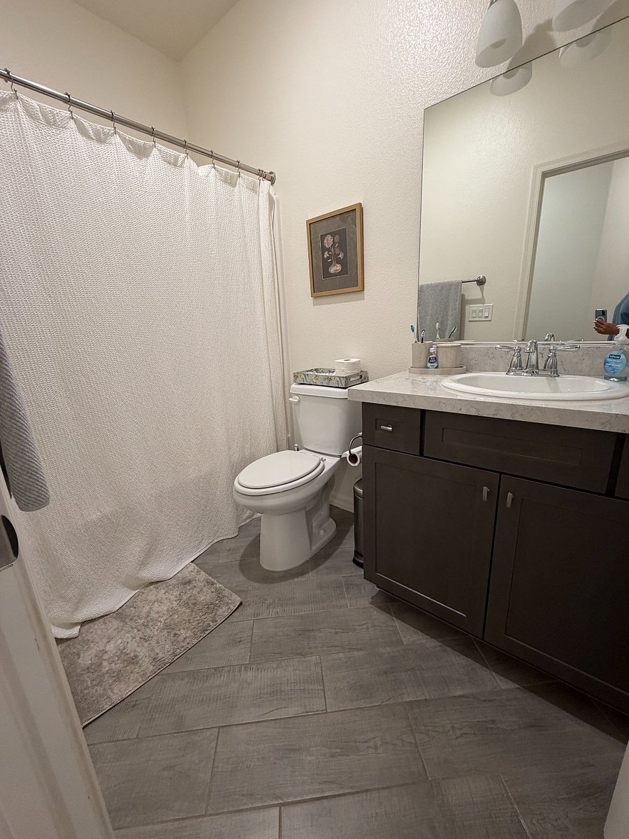 Furnished Finder property 1044127_1 photo 30