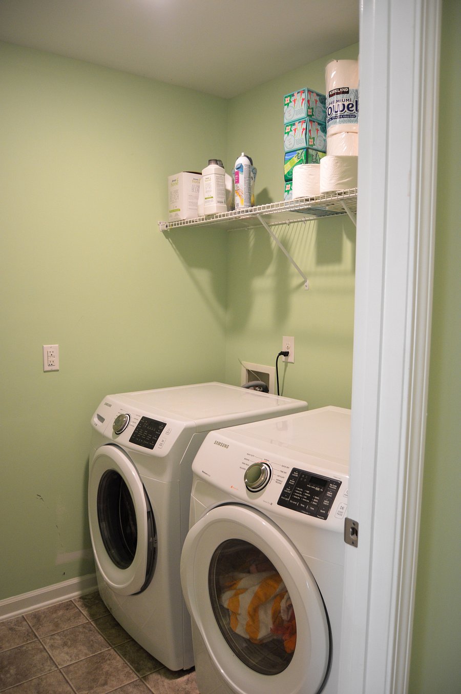 Furnished Finder property 1044130_1 photo 11