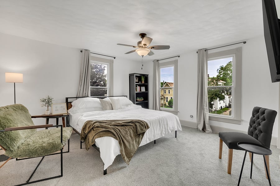 Furnished Finder property 1044145_1 photo 2