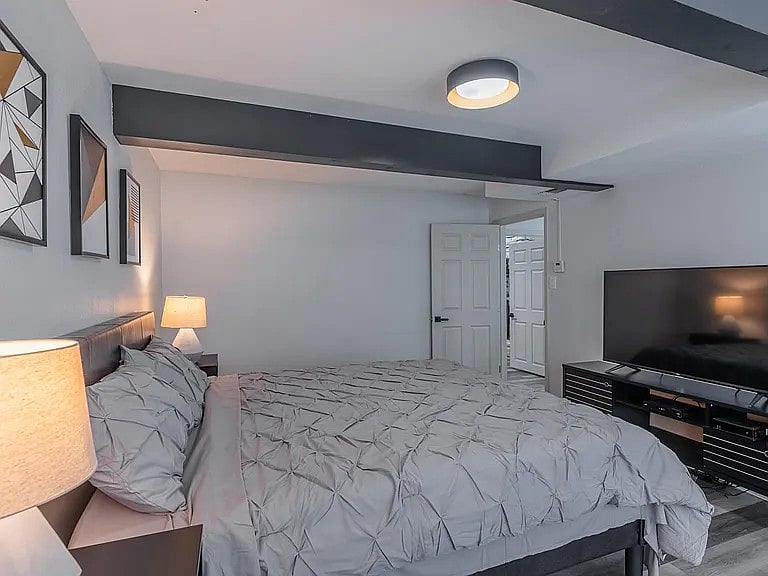 Furnished Finder property 1044158_1 photo 37
