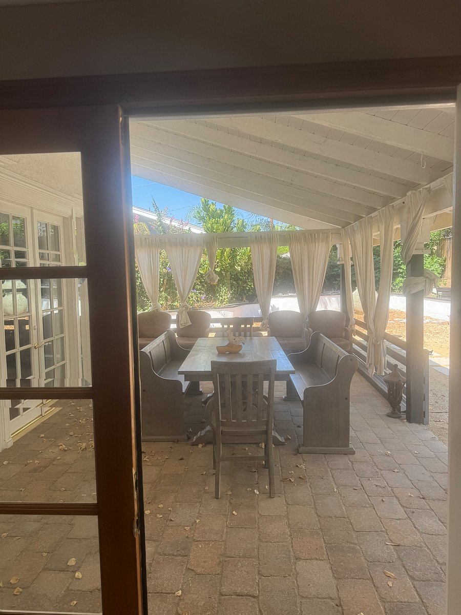 Furnished Finder property 1044171_1 photo 12