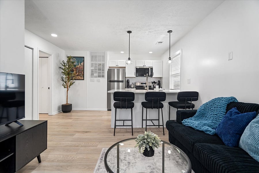 Furnished Finder property 1044193_1 photo 11