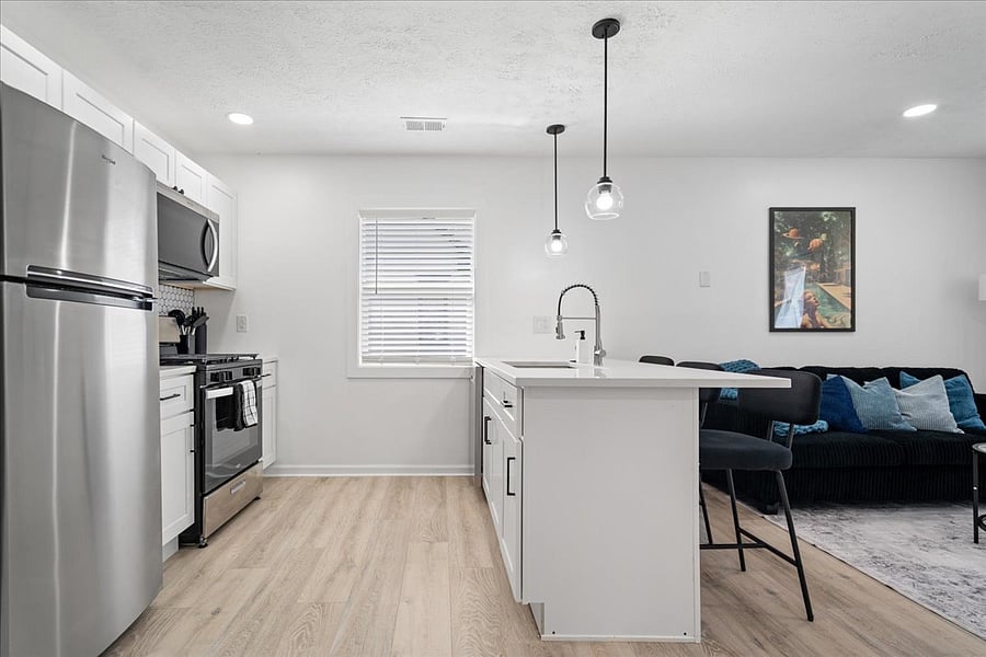 Furnished Finder property 1044193_1 photo 12