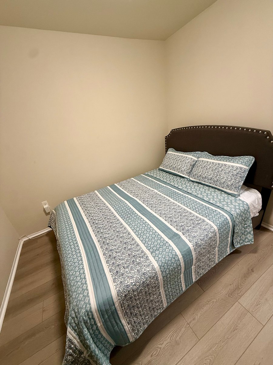 Furnished Finder property 1044199_1 photo 5