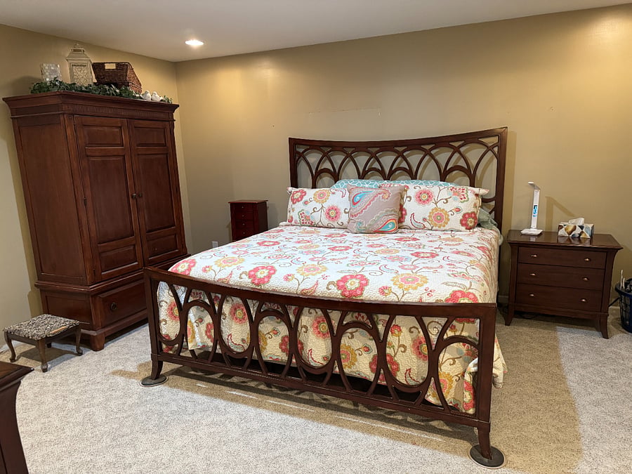 Primary bedroom (with TV set up)