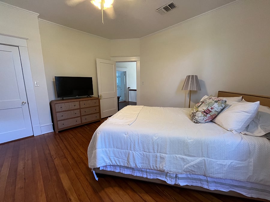 Furnished Finder property 1044248_1 photo 12